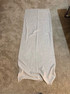 Studio White Decorative Beach Bath Towel